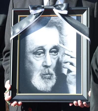 　仲代達矢さんの遺影