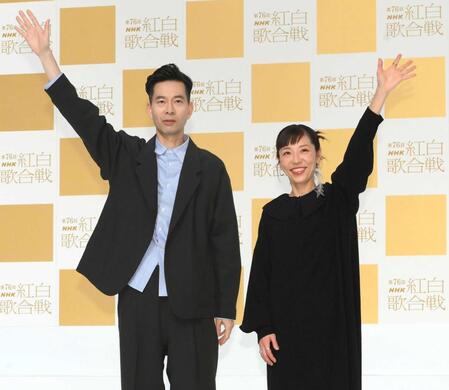 　ハンバート　ハンバートの佐藤良成（左）と佐野遊穂（撮影・堀内翔）