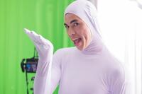 　擬人化した水を演じた小島よしおの撮影の舞台裏