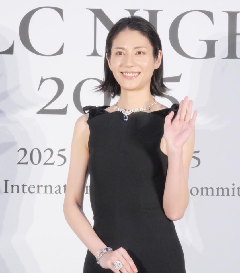 　イベントに出席した松下奈緒