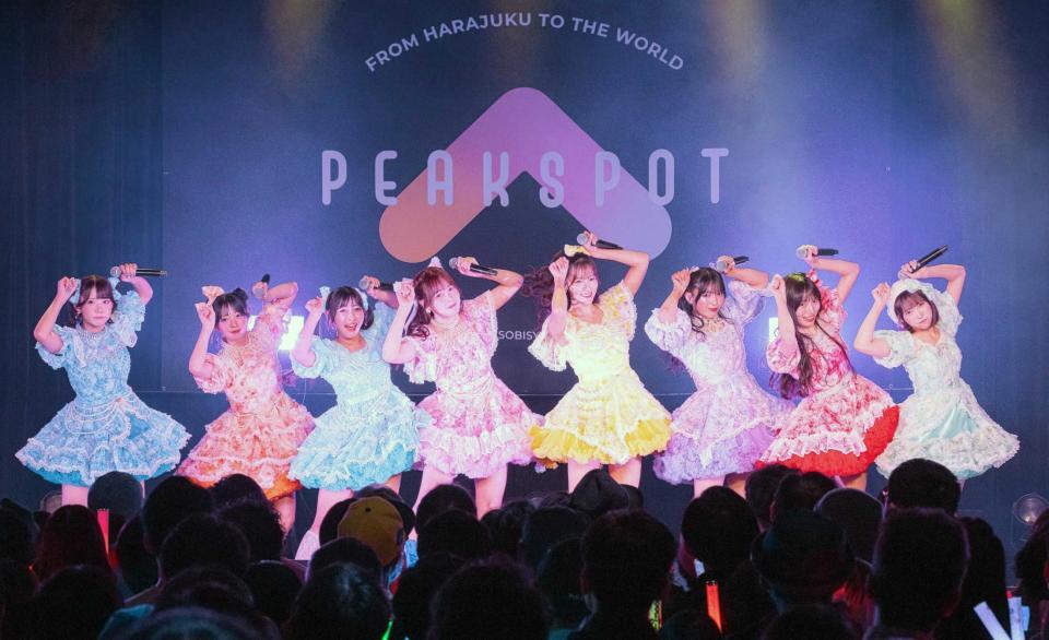 　パフォーマンスで魅せるｌｏｇ　ｙｏｕ（撮影：河邉有実莉）