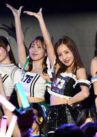 板野友美 6年ぶり！キレキレダンスと歌声 RoLuANGELと一夜