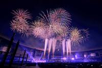 　ＺＯＺＯマリンスタジアムに打ち上がった花火（撮影・伊藤笙子）