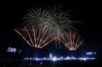 　ＺＯＺＯマリンスタジアムに打ち上がった１３０００発の花火（撮影・伊藤笙子）