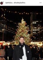 　トリー・デファルコ選手のインスタグラム＠ｔｊｄｅｆａｌｃｏ（２４年１２月２５日付）より 