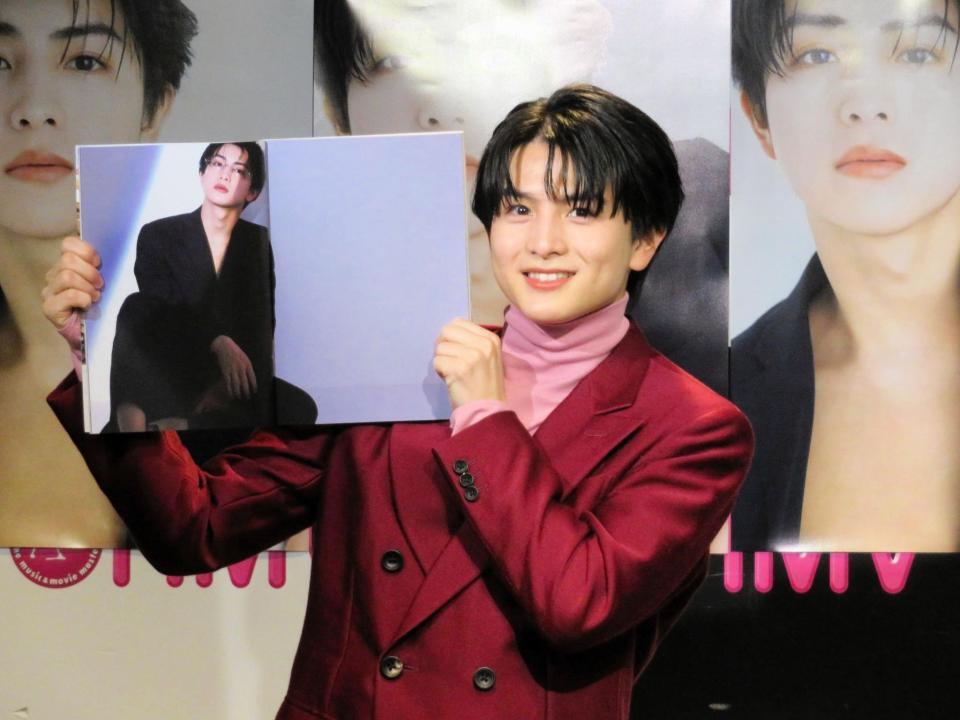 　お気に入りのページを広げる柏木悠