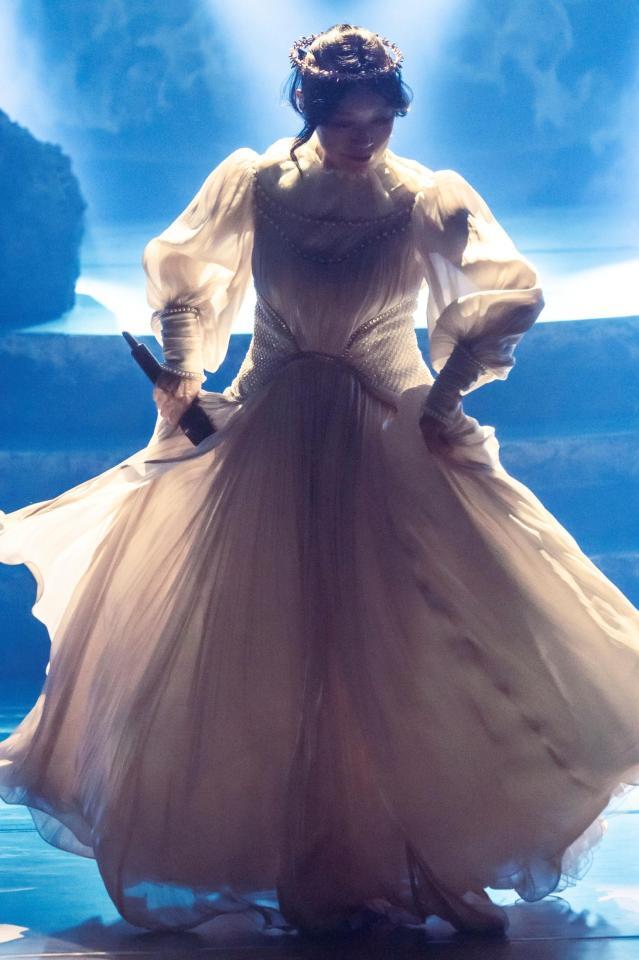 　ライブを行う松任谷由実（写真：田中聖太郎）