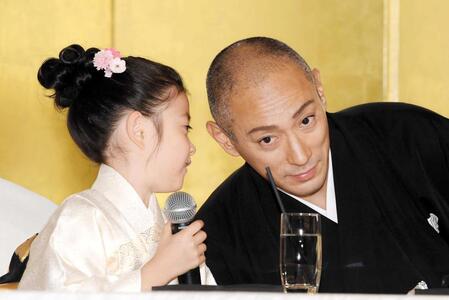 　２０１９年５月、市川ぼたん襲名会見で