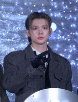 　点灯式に出席したＴＯＭＯＲＲＯＷ　×　ＴＯＧＥＴＨＥＲのＹＥＯＮＪＵＮ（撮影・佐々木彰尚）