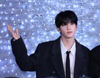 　ポーズを決めるＴＯＭＯＲＲＯＷ　×　ＴＯＧＥＴＨＥＲのＳＯＯＢＩＮ（撮影・佐々木彰尚）