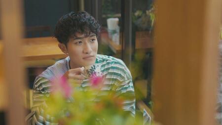 　ＣＭに出演する岩本照