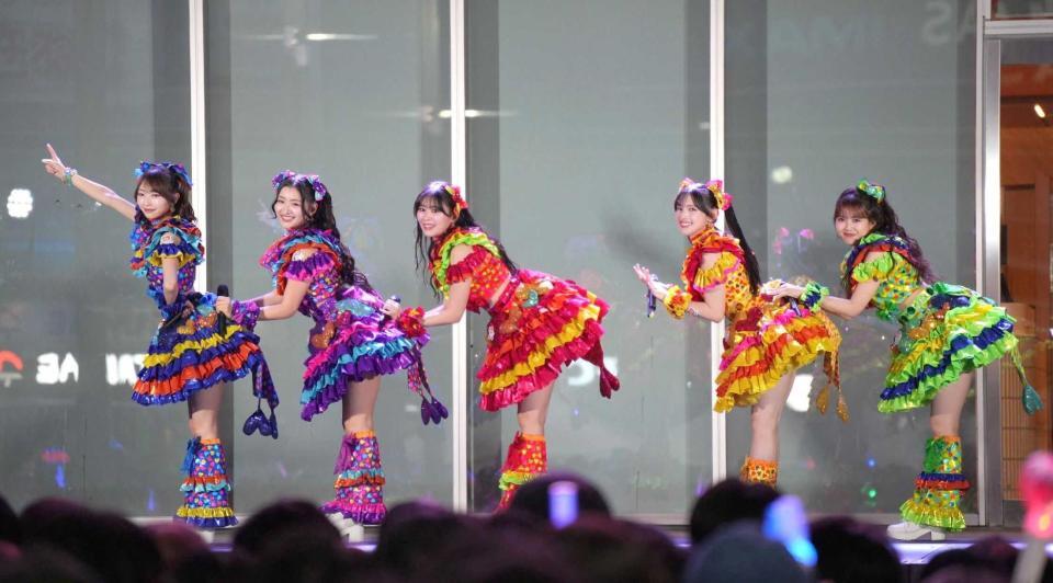 　フリーライブを開催した超ときめき♡宣伝部の（左から）辻野かなみ、杏ジュリア、坂井仁香、菅田愛貴、吉川ひより