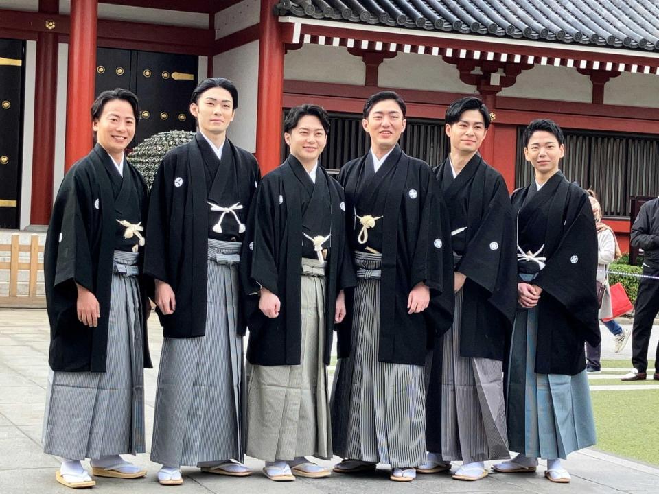 　製作発表に出席した（左から）中村鶴松、市川染五郎、中村莟玉、中村橋之助、市川男寅、尾上左近