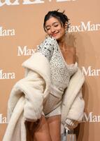 　ＭａｘＭａｒａのイベントに登場したローラ（撮影・伊藤笙子）