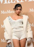 　ＭａｘＭａｒａのイベントに登場したローラ（撮影・伊藤笙子）