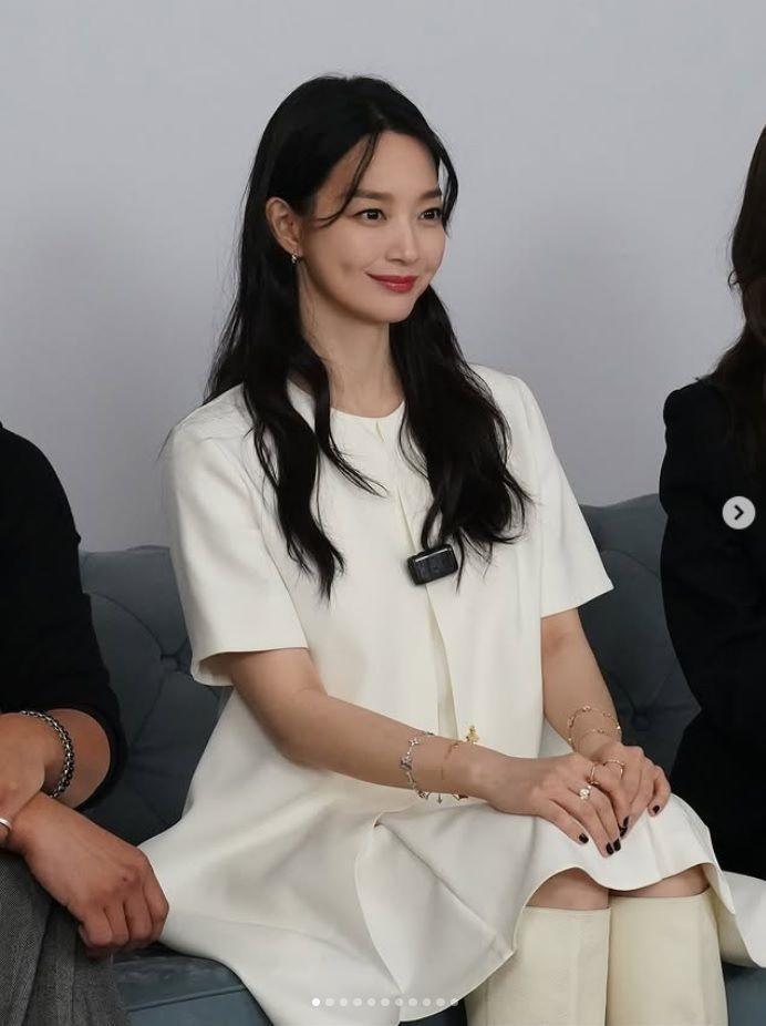 韓国芸能プロダクション・ＡＭエンターテインメントの公式インスタグラム＠ａｍｅｎｔ＿ｏｆｆｉｃｉａｌより　俳優のシン・ミナ