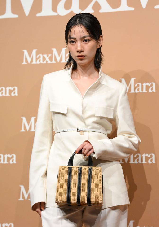 　ＭａｘＭａｒａのイベントに登場したのん（撮影・伊藤笙子）