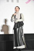 　舞台あいさつに登場した北川景子