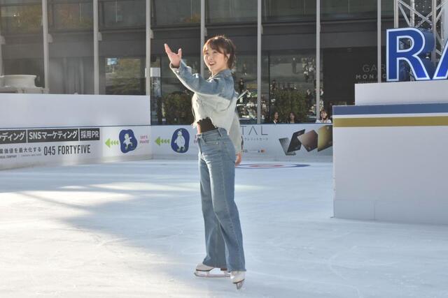 本田望結 大阪・梅田のど真ん中でつるんつるん「お気に入り」私服