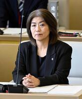 　１０月３１日、伊東市議会の臨時議会に出席した田久保真紀市長