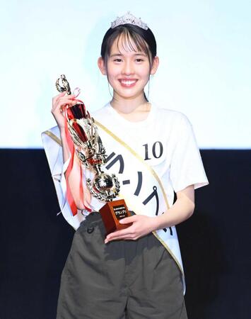 　グランプリに輝いた富居玲衣さん（撮影・開出牧）