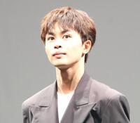 　イベントに出席した草川拓弥
