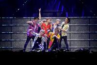 　ＢＡＬＬＩＳＴＩＫ　ＢＯＹＺ（前列左から）松井利樹、日高竜太（後列左から）加納嘉将、海沼流星、奥田力也、深堀未来、砂田将宏