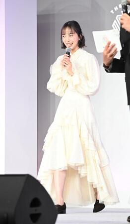 　審査員を務める井桁弘恵（撮影・持木克友）