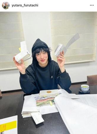 　お父さんに似てる？？古舘佑太郎のインスタグラム＠ｙｕｔａｒｏ＿ｆｕｒｕｔａｃｈｉ より