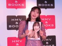 　写真集「香愛」を発売した稲場愛香