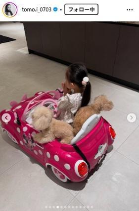 　板野友美のインスタグラム＠ｔｏｍｏ．ｉ＿０７０３より