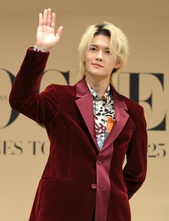 　「ＶＯＧＵＥ　ＴＨＥ　ＯＮＥＳ　ＴＯ　ＷＡＴＣＨ　２０２５」受賞記者会見に登場した佐野勇斗（撮影・伊藤笙子）