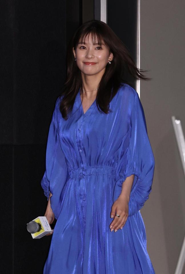 　舞台あいさつに登場した芳根京子（撮影・佐々木彰尚）