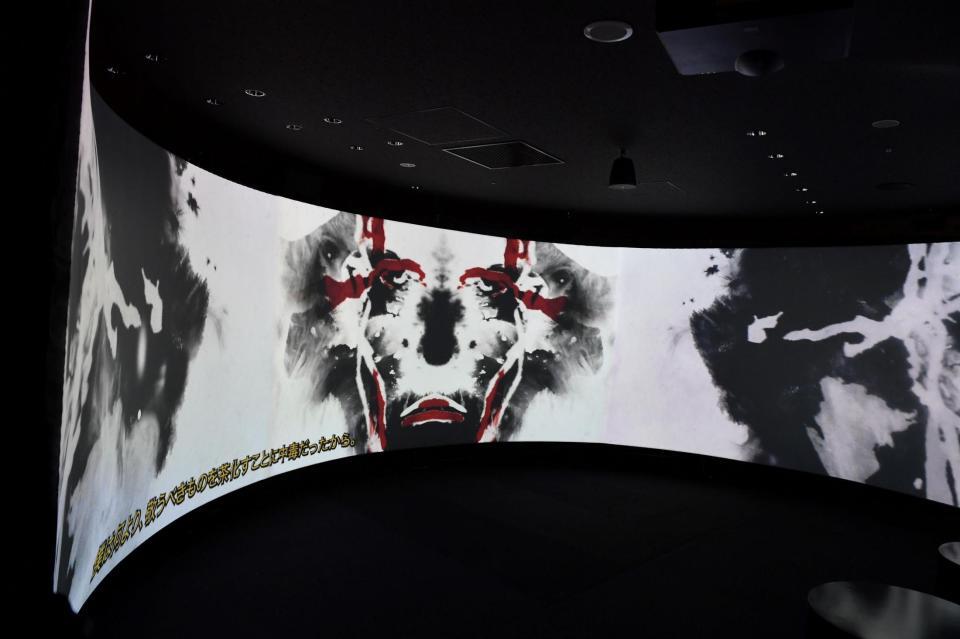 　ジョニー・デップ没入型アート展に展示された作品（撮影・開出牧）