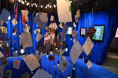 　ジョニー・デップ没入型アート展に展示された作品（撮影・開出牧）