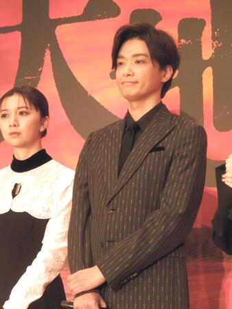 　品川プリンスホテルで行われた明治座「大地の子」製作発表会に参加した俳優の井上芳雄