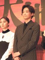 　品川プリンスホテルで行われた明治座「大地の子」製作発表会に参加した俳優の井上芳雄