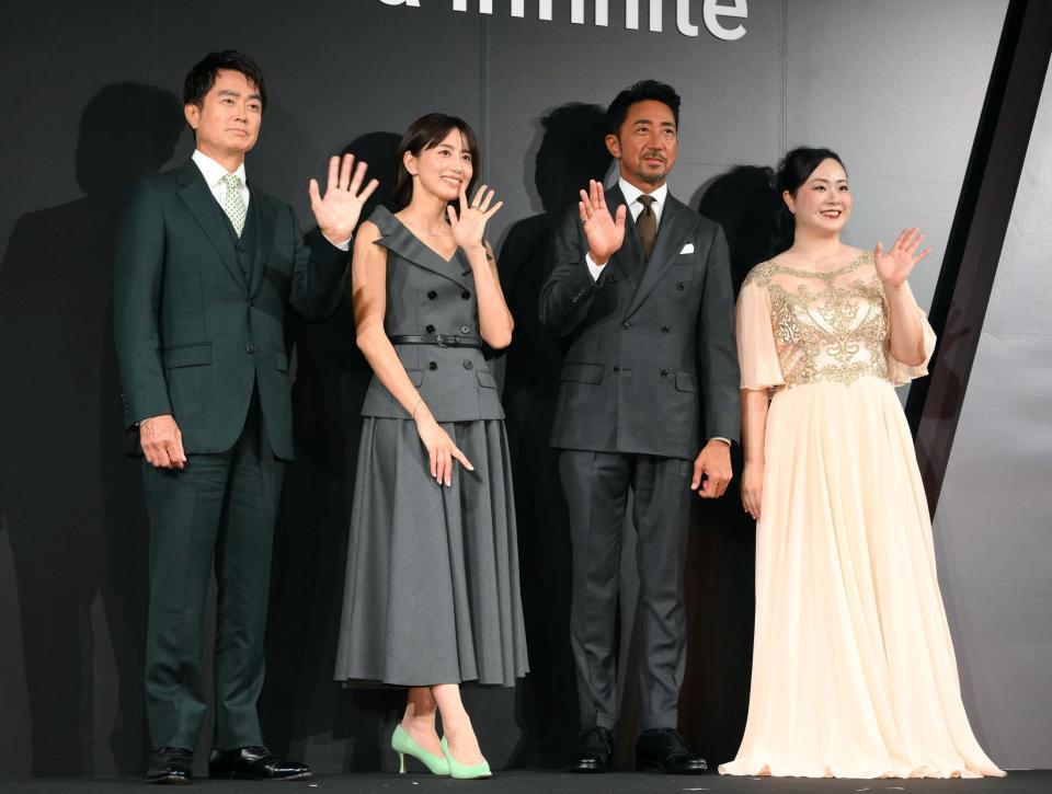 工房アイザワ　ブラックピーマン　東原亜希 圧倒的美貌！東原亜希が大胆ノースリーブ 4児ママ結婚20周年前に