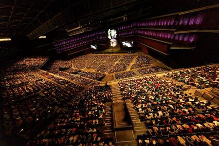 　角野隼斗のピアノリサイタルが開かれたＫアリーナ横浜