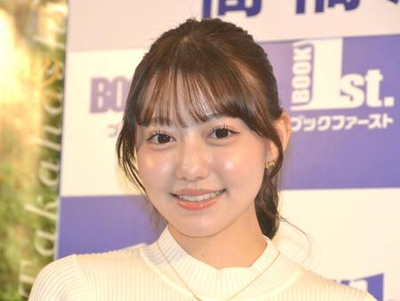 　２０２６年カレンダー発売イベントに登場した高橋かの