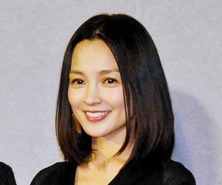 　国仲涼子