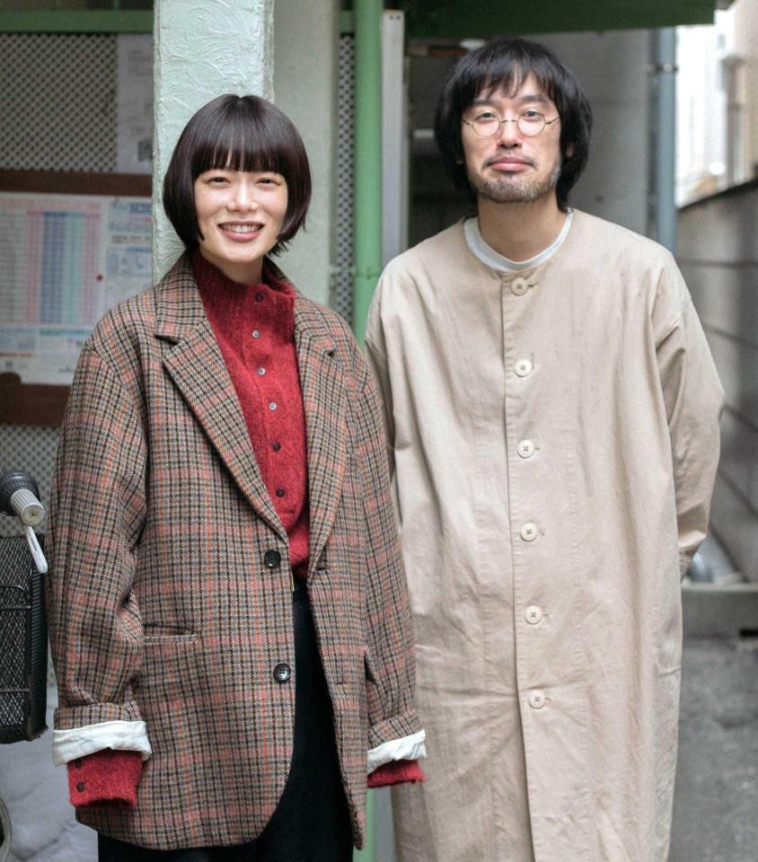 　杉咲（左）と今泉力哉監督