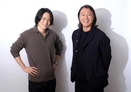 　タッグを組む菊池風磨（左）と加藤浩次