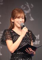 　２日、「Ｐｕｂｌｉｃ　ｏｆ　Ｔｈｅ　Ｙｅａｒ　２０２５」授賞式のＭＣを務めた中川安奈（撮影・佐々木彰尚）