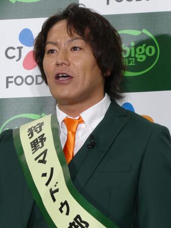 　イベントに登壇した狩野英孝