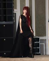 　登壇するアイナ・ジ・エンド（撮影・石井剣太郎）