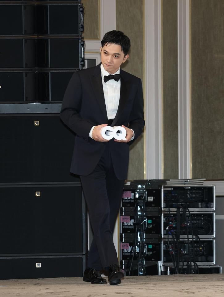 　登壇する吉沢亮（撮影・石井剣太郎）