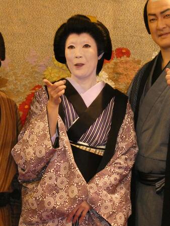 　撮影に応じる寺島しのぶ