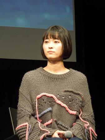 　ドラマ「透明な夜に駆ける君と、目に見えない恋をした。」のトークイベントに出演した河村花