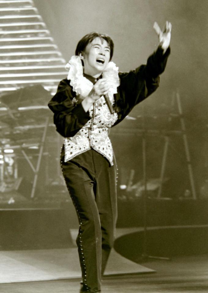 永井真理子＝１９９０年７月、大阪市内